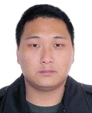 人:王翔住     址:安徽省临泉县艾亭镇艾中行政村反修34号1户身份证号