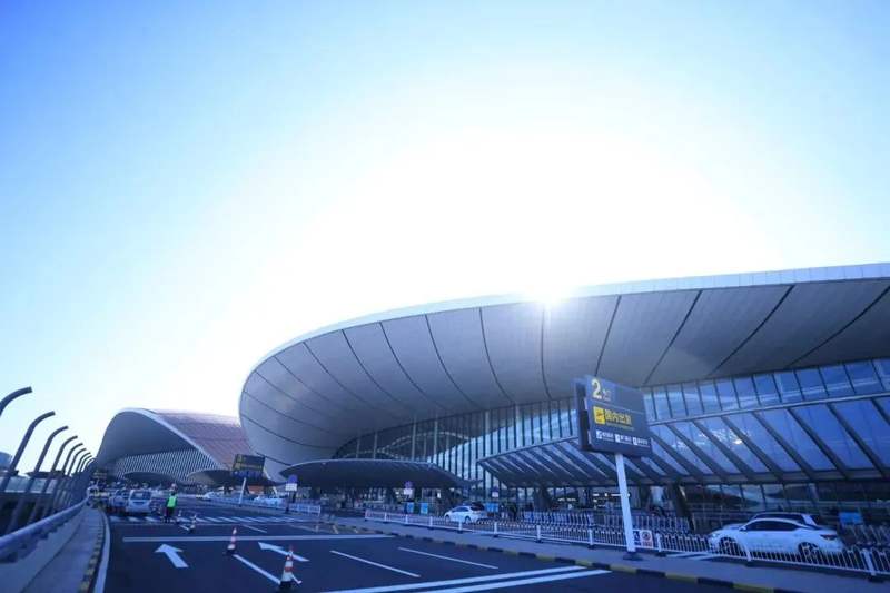北京大兴机场今年旅客量预计超4500万人次