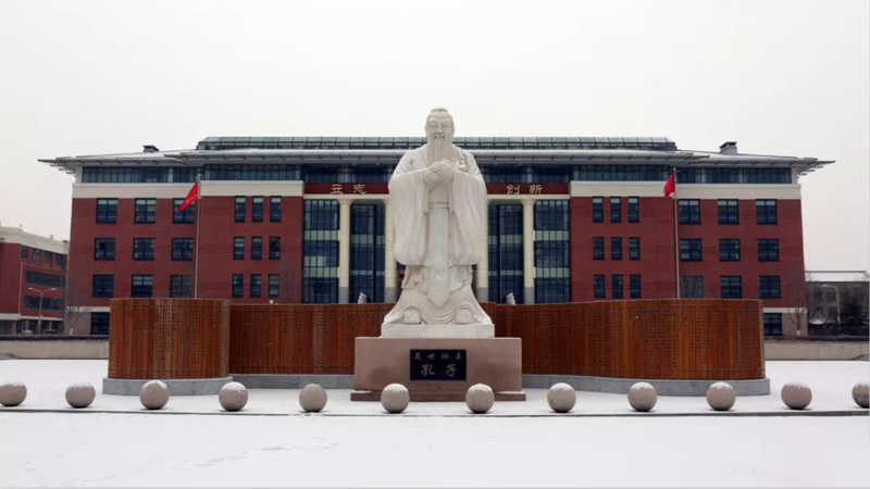 村庄发展如今,北京市重点中学牛栏山一中位于村内.