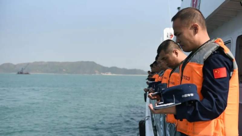 缅怀阜阳95后海警牺牲前还在侦察船上