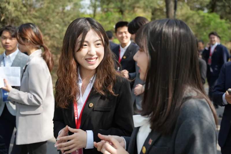 马英九首访北大台湾学生打卡家园食堂