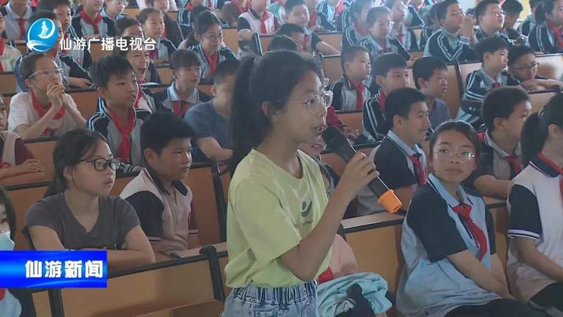 大济中心小学 六年二班学生 朱凯乐今天听了郑老师的讲座后我知道了要