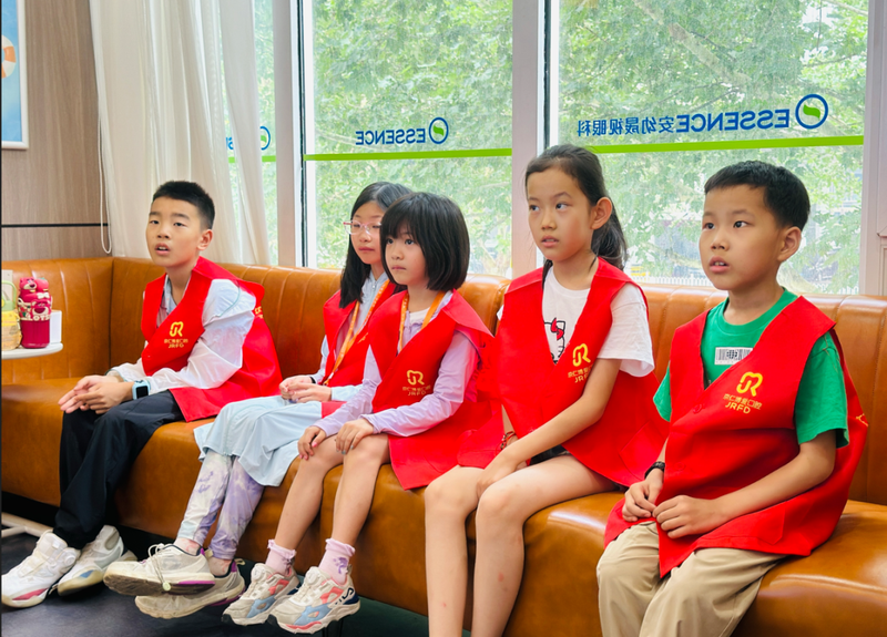 公益活动>北京市慈善义工联合会>2024-07-151643>暑假是青少年儿童