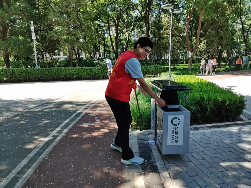 慈善义工感言:晨曦行者照亮公益之路